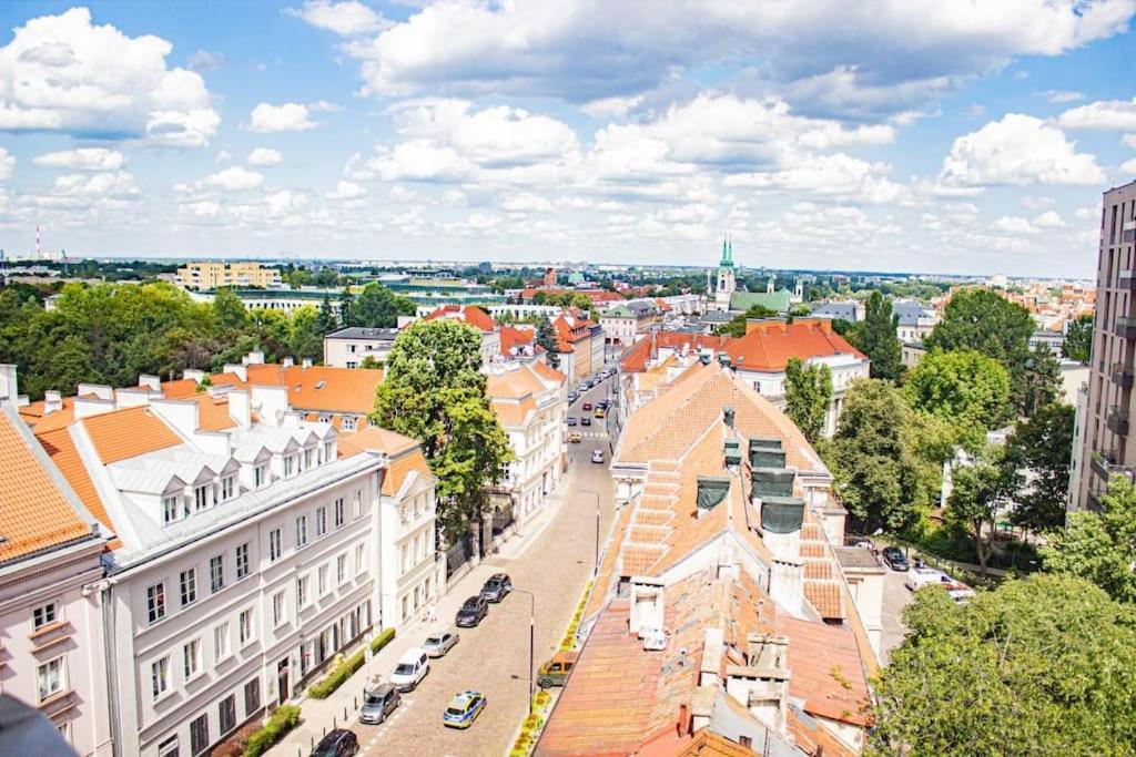 Central Apartment With Balcony And Views, Old Town, Metro Varsó Kültér fotó